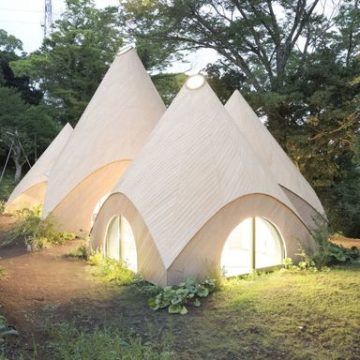 جيكا، منزل خيالي في غابات جبال مقاطعة شيزوكا، اليابان